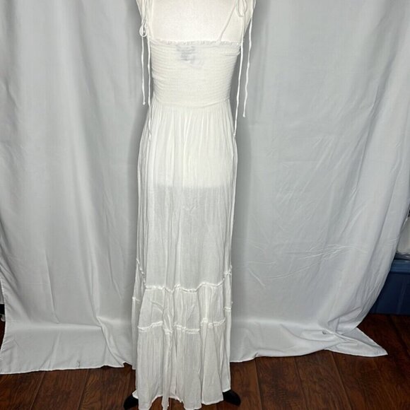 Nwt Saks Fifth Avenue White Smocked Maxi Dress - Picture 2 of 9